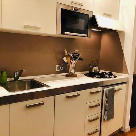 Portavenezia49 - Appartamento Milano Porta Venezia Con Jacuzzi Eksteriør billede
