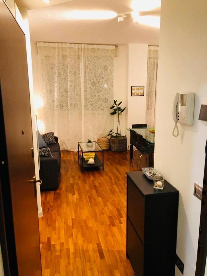 Portavenezia49 - Appartamento Milano Porta Venezia Con Jacuzzi Eksteriør billede